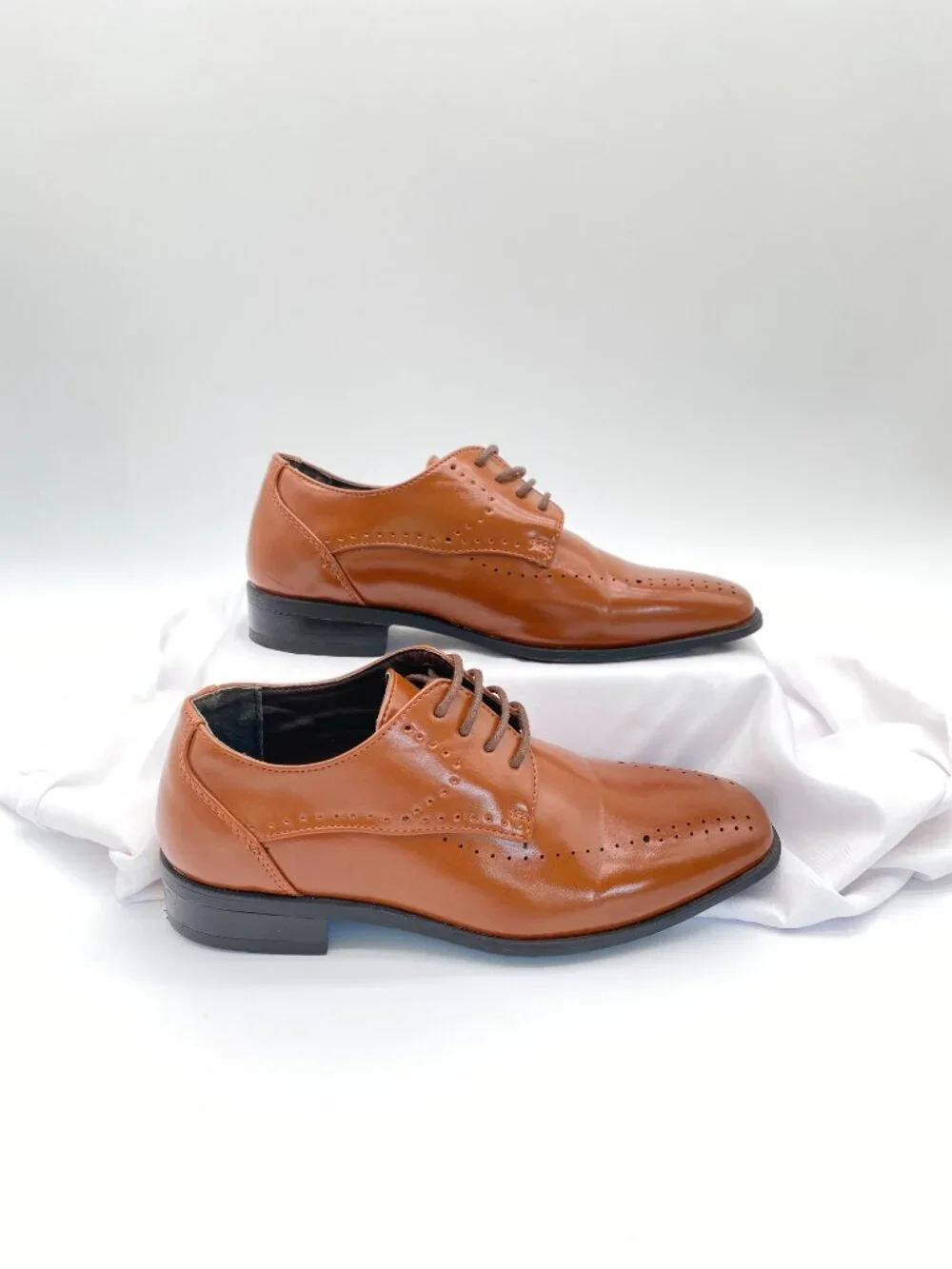 Stacy Adams Boys Brown Cognac Dress Shoes Wingtip Oxford Size 1M